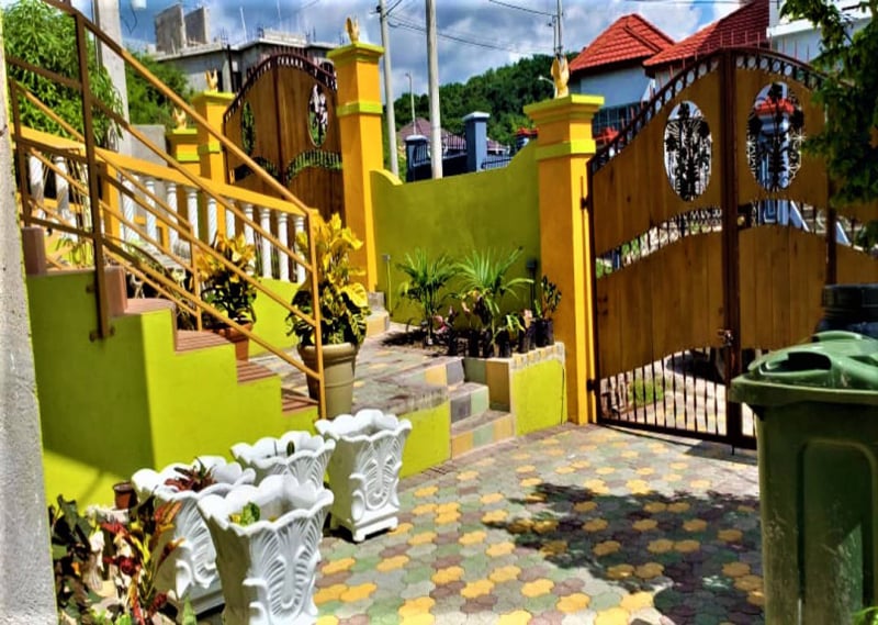 LaVee Image 1